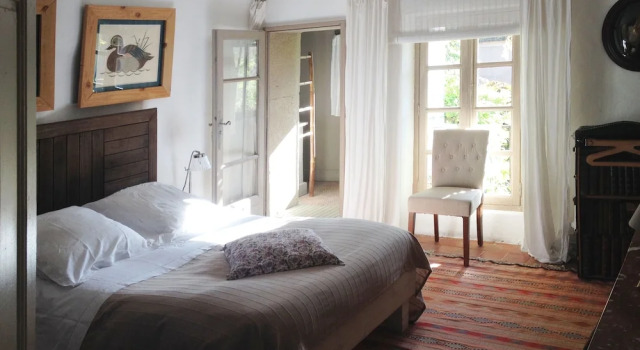 Chambres d'Hôtes Saint-Sauveur, Rezervați Hotel Saint-Thibery Hérault