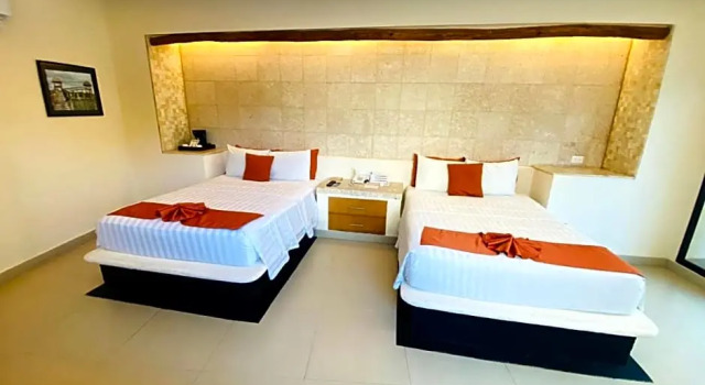 Полулюкс Artisan Playa Esmeralda Family Beach Hotel