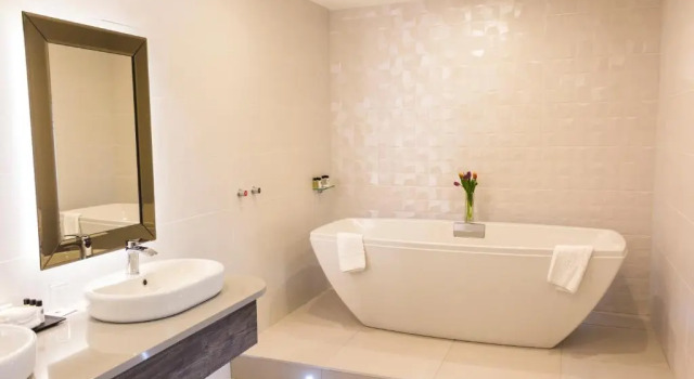 Люкс Deluxe Mill Park Hotel
