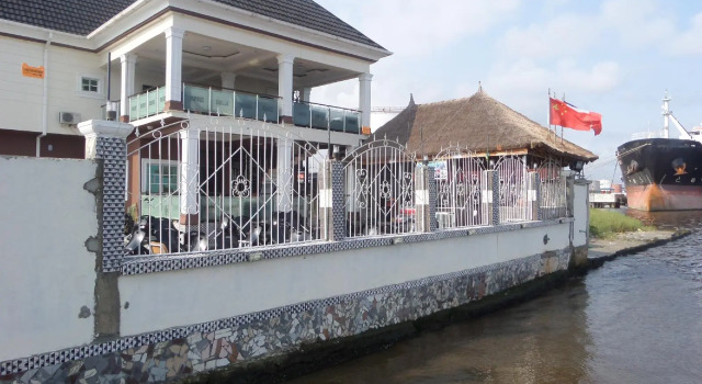 Ocean Breeze Suites, Prenota Hotel Iba Amuwo Odofin