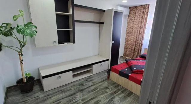 Apartament Bratu strada Rozelor Etaj 3