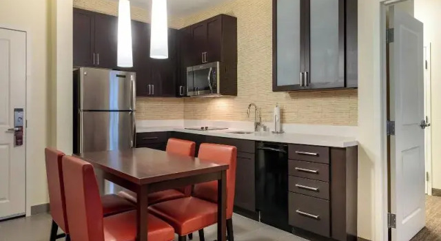 Четырёхместный люкс Residence Inn by Marriott Dallas Plano/Richardson at Coit Rd