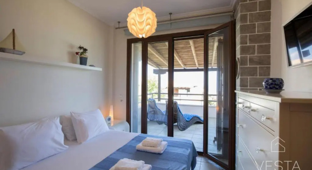 Вилла Galini Villa, 3 bdrms, sea views & private garden