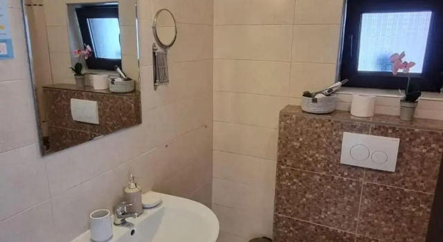 Salt Orchid Apartments, Varaa Huoneisto Turda 