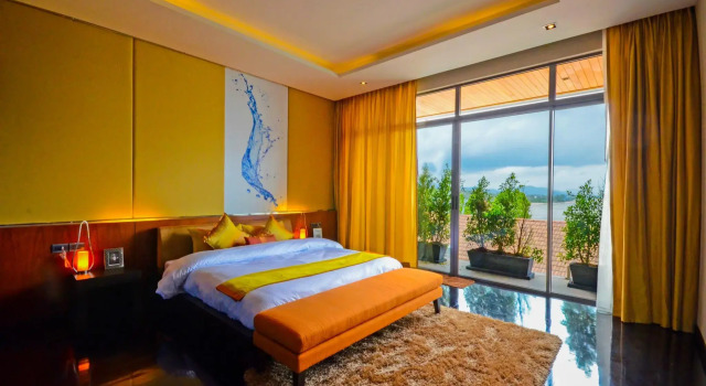 AQUA Villas Rawai
