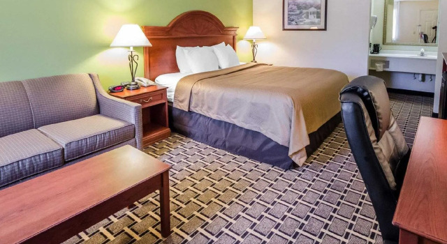 Номер Standard Econo Lodge Russellville