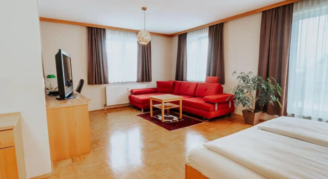 Полулюкс с балконом Hotel am Kapuzinerplatz