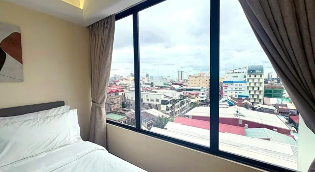 Двухместный номер Standard с видом на город SH Hotel
