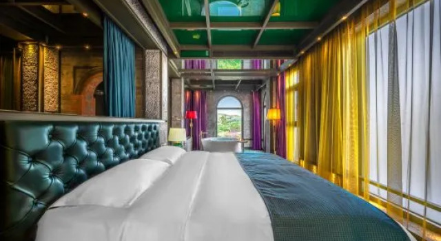 Люкс с видом на озеро Zishui Qinglu Manor