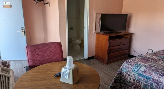 Номер Economy TRAVELERS INN