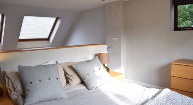 1 Bedroom House in Chiswick, Забронировать Отель Отели Лондона 3 звезды, рядом с The William Morris Society, 3*