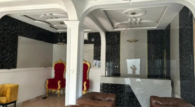 Hotel L'Empire, Prenota Hotel Buea Fako