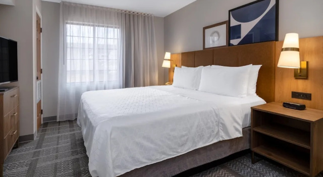 Люкс c 1 комнатой Staybridge Suites Columbus-Dublin by IHG