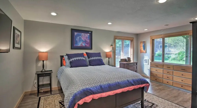 Private Rockaway Beach Retreat: 2 Blocks to Ocean!, Varaa Hotelli Rockaway Beach 