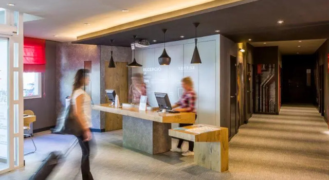 Кровать в общем номере Ibis Barcelona Castelldefels
