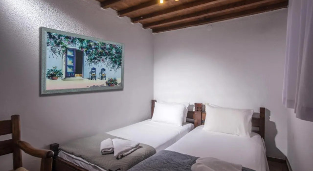 Exclusive Seaside Retreat with Shared Pool & Private Beach Access, Забронировать Отель Родиа 