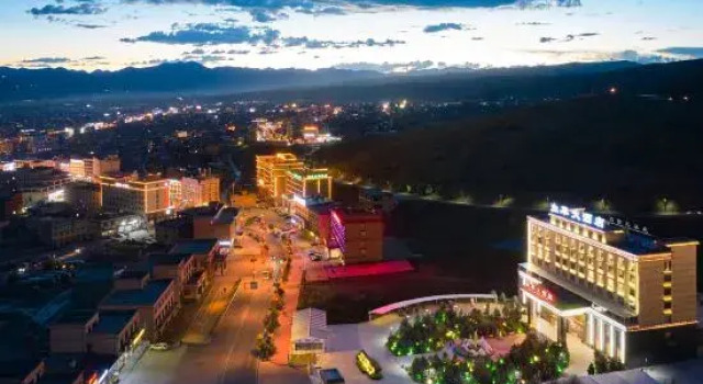 Chongcao Hotel, Varaa Hotelli Litang Sichuan