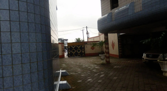 Afrique Hotel Douala Airport
