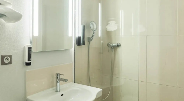 Четырёхместный номер B&B HOTEL Bretigny-sur-Orge
