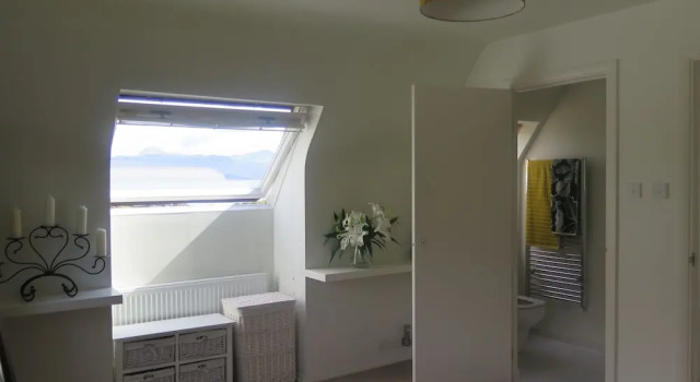 KnoydART Bed and Breakfast