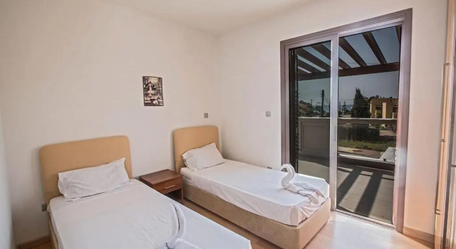 Villa Petreris Dyo - Lovely 3 Bedroom Ayia Napa Villa with Pool - Short walk to Nissi Avenue