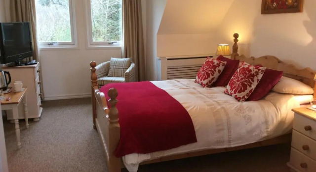 Old Ningwood Station Bed & Breakfast, Ningwood, Isle of Wight PO41 0TG, Забронировать Отель Отели Англии 4 звезды, 4*