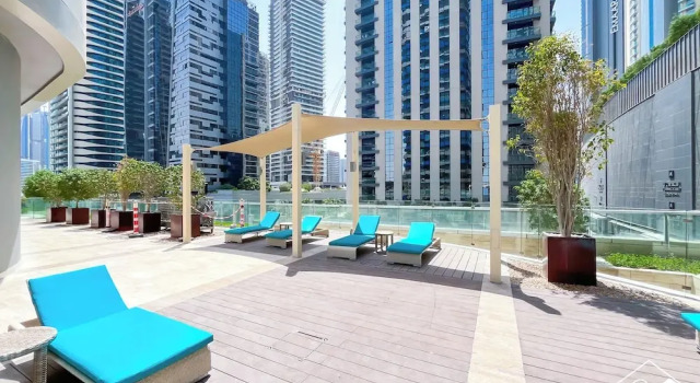 Апартаменты Elegant 2-bed Retreat Stunning Downtown Views