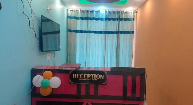 Oyo 93305 Shaurya Guest House, Забронировать Гостевой дом район Дварка Нью-Дели