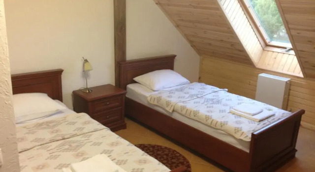 Standard- dobbelt værelse Chalet Hotel