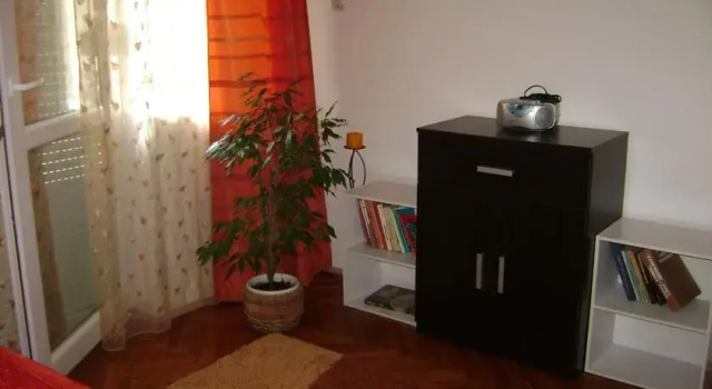 Susanna Apartment, Book Apartment Part Somogy