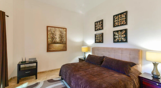 Contemporary Villa Within a Short Walk to Swimming Beach: Villa Cristina