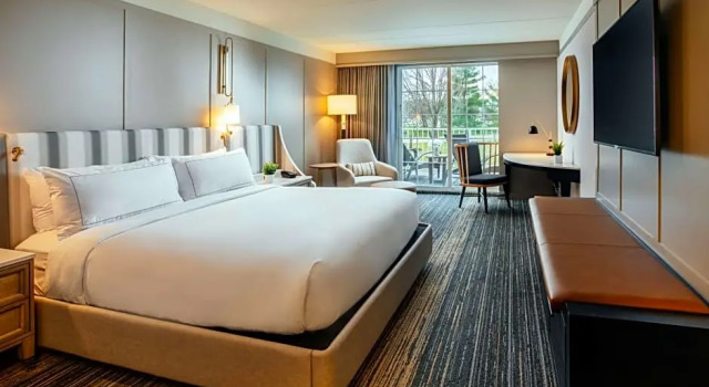 Номер Standard с балконом и с видом на город Somerset Hills Hotel, Tapestry Collection by Hilton