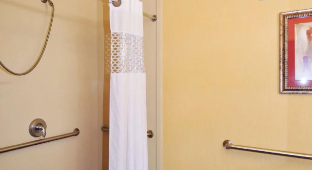 Двухместный номер Standard Hampton Inn & Suites Louisville East