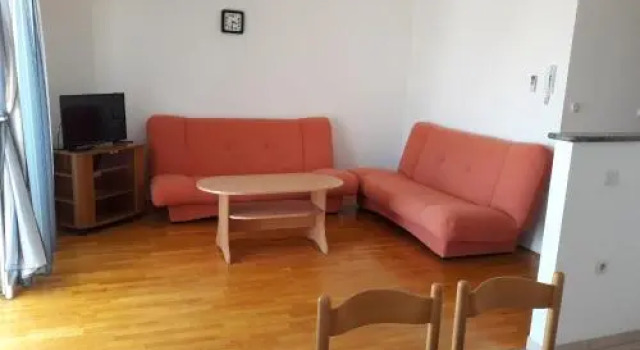 Drmac Apartment, Buchen Sie Ferienwohnung Hotels in Gespanschaft Split-Dalmatien mit Pool, Schwimmbad