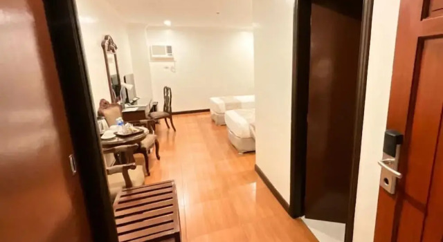 Двухместный номер Classic Crown Royale Hotel