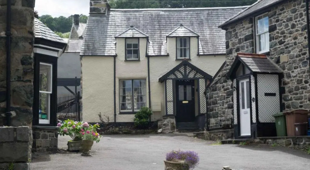 Коттедж с 3 комнатами Plas Gwyn B&B and Holiday Cottage