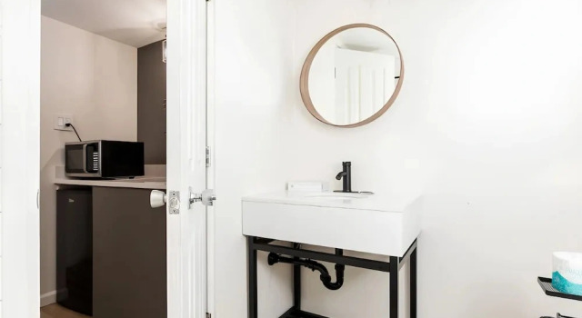 Seksdobbelt suite Modern Motel