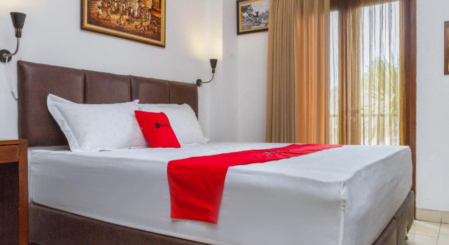 Letto in camerata RedDoorz at Dago Asri 3