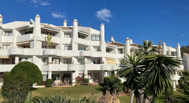 Апартаменты Fantastico Atico en Jardines De Calahonda