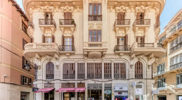 Holidays2Malaga Deluxe