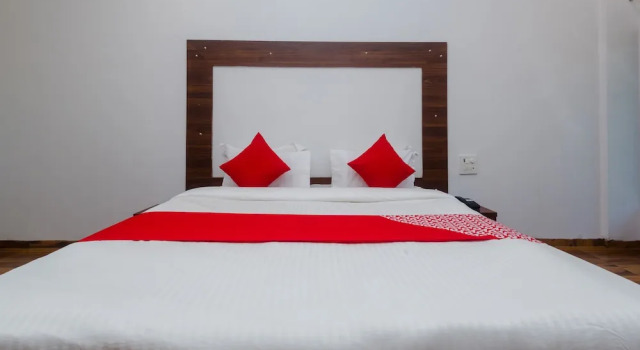 OYO 28759 Green Park Club Resort, Book Ferieresort Resorthoteller i Achād, Ferieresort