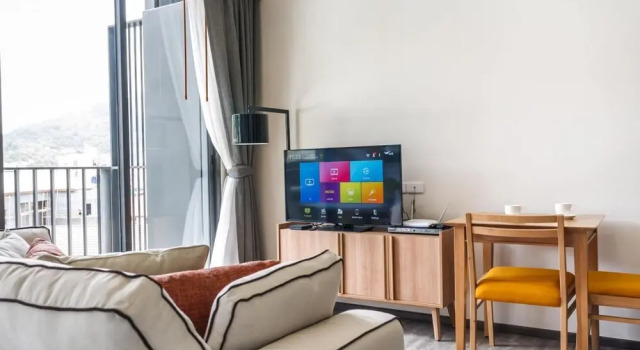 Spacious and Clean Apartment in The Deck Patong