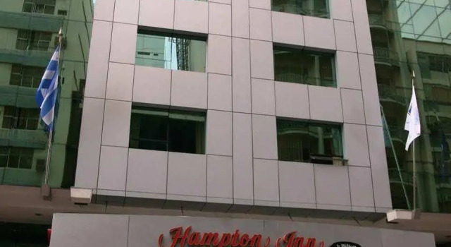 Hampton Inn by Hilton Guayaquil-Downtown, Забронировать Отель Бизнес-отели Гуаякиль, рядом с Nahin Isaias Museum, 4* 5*