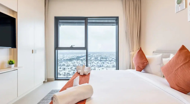 Superhost 1BR Near Dubai Hills Mall, Забронировать Апартаменты/квартира Отели Дубая с бассейном, Бассейн