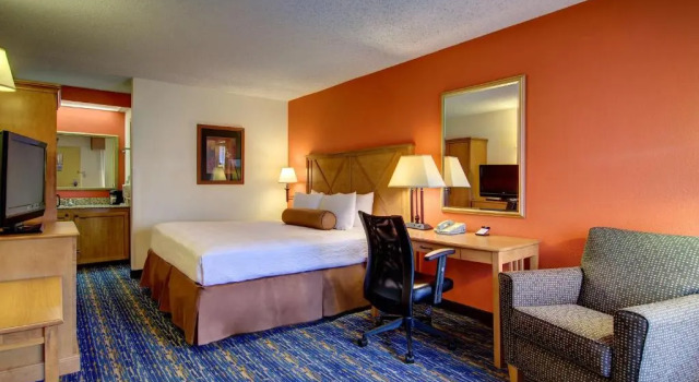 Двухместный номер Standard Цокольный этаж Best Western Dulles Airport Inn