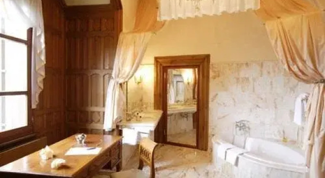 Hochzeitsschloss Obermayerhofen, Book Hotel Hotels in East Styria with Parking, Parking