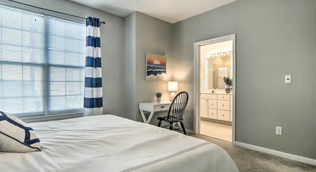 2 Mi to Bethany Beach: Condo w/ Deck & Pool Access