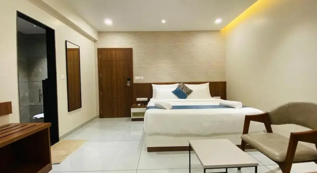 The Sapphire Hotel, Rezervovat Hotel Hotely v Bangalore s parkováním, Parkování