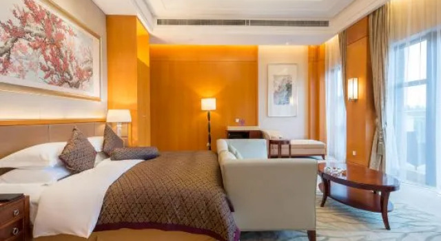 Люкс Deluxe Jiyang Lake Hotel