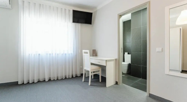 Трёхместный семейный номер Standard Agua dAlma Hotel